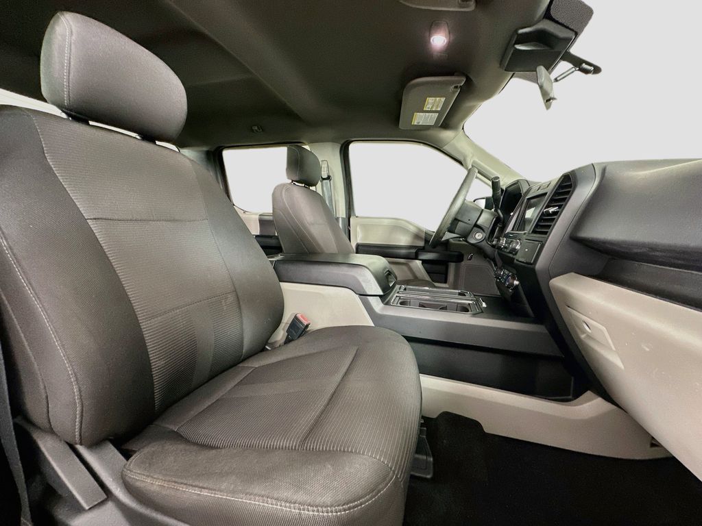 Thumbnail: 2019 Ford F-150 - 11