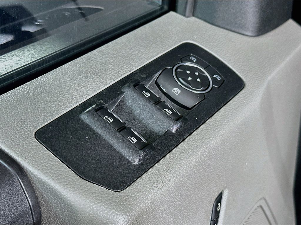 Thumbnail: 2019 Ford F-150 - 29