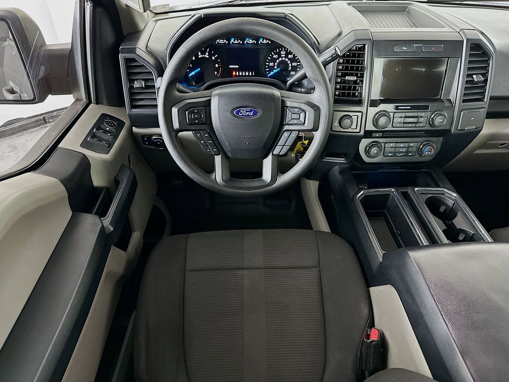 Thumbnail: 2017 Ford F-150 - 10