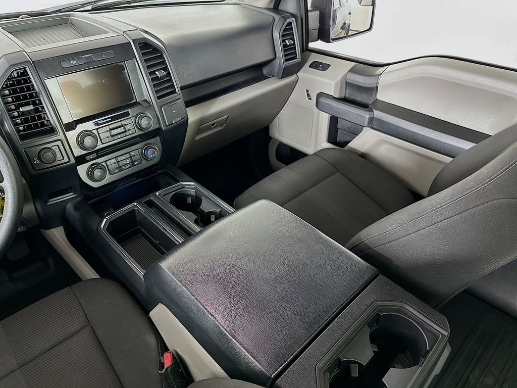Thumbnail: 2017 Ford F-150 - 14