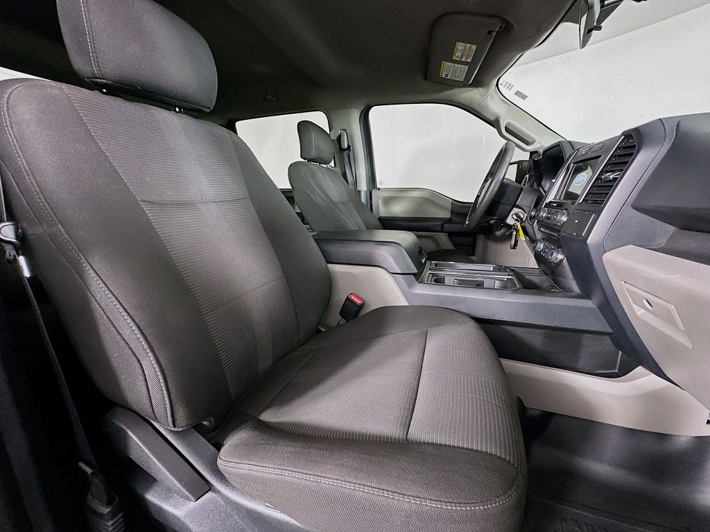 Thumbnail: 2017 Ford F-150 - 12