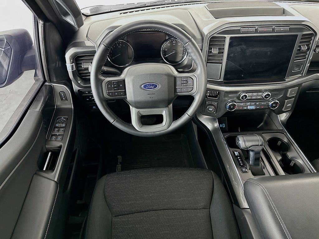 2022 Ford F-150 XLT 10