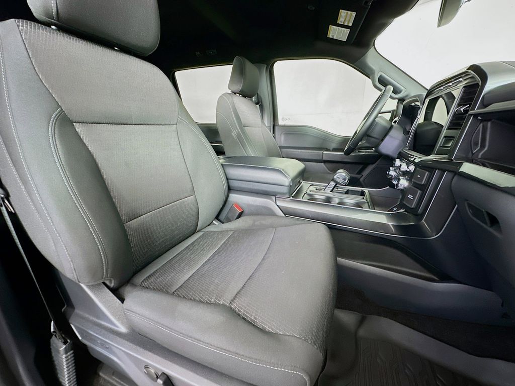 2022 Ford F-150 XLT 12