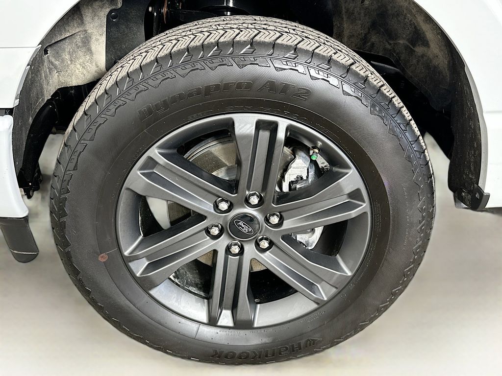 2023 Ford F-150 XLT 8