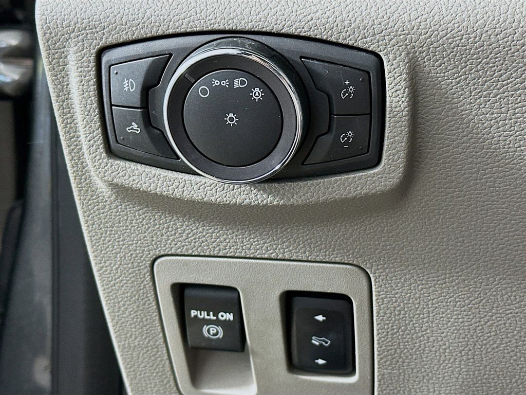 Thumbnail: 2018 Ford F-150 - 27