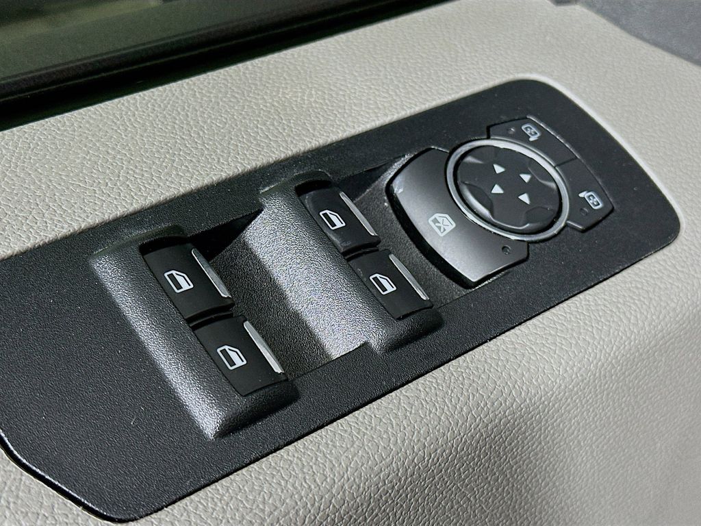 Thumbnail: 2018 Ford F-150 - 30