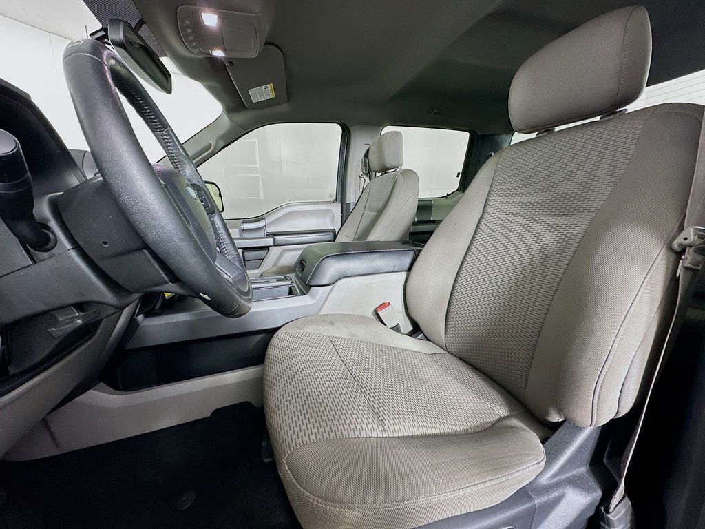 Thumbnail: 2018 Ford F-150 - 11