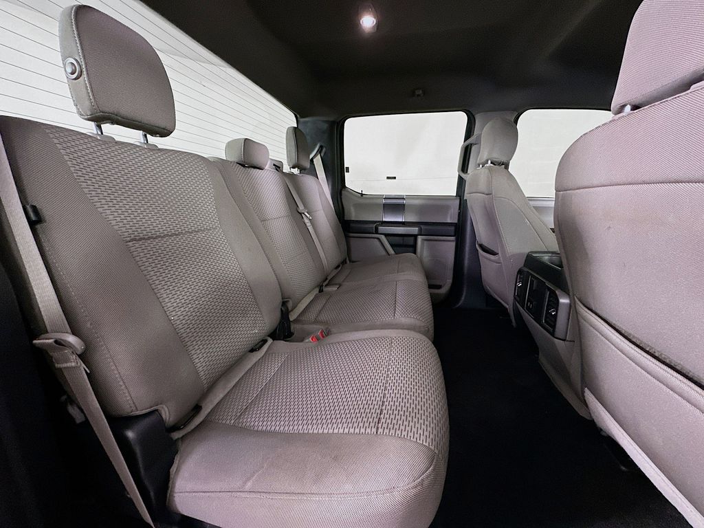 Thumbnail: 2018 Ford F-150 - 32