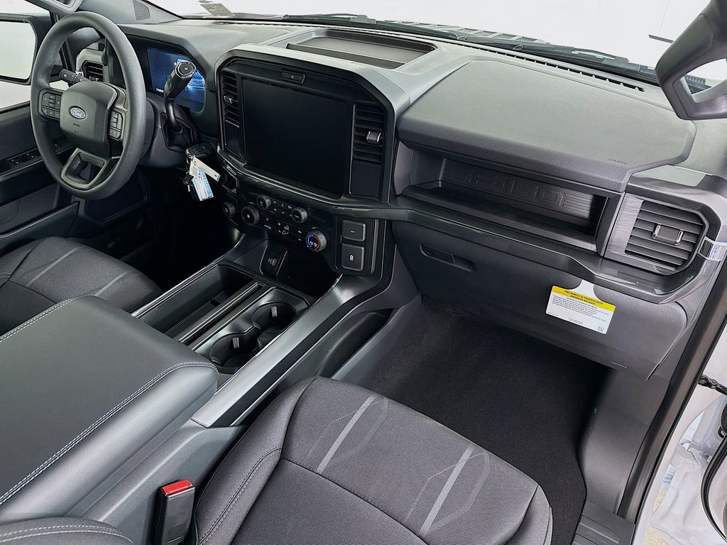 Thumbnail: 2026 Ford F-150 - 32