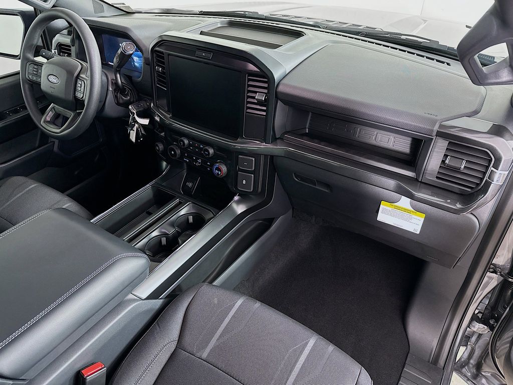 Thumbnail: 2026 Ford F-150 - 32