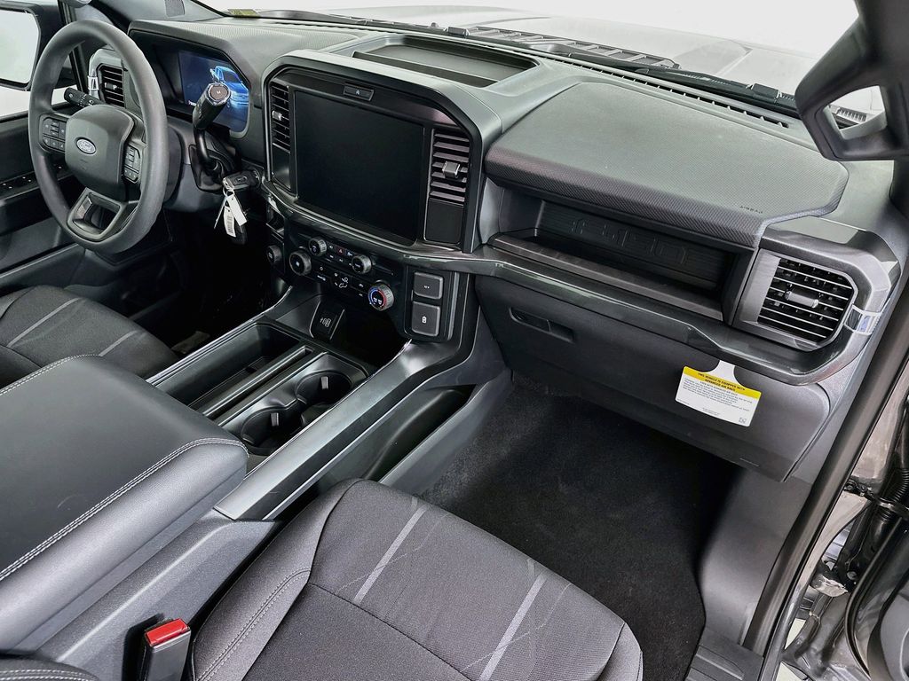 Thumbnail: 2026 Ford F-150 - 32