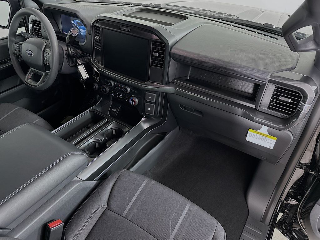 Thumbnail: 2026 Ford F-150 - 32