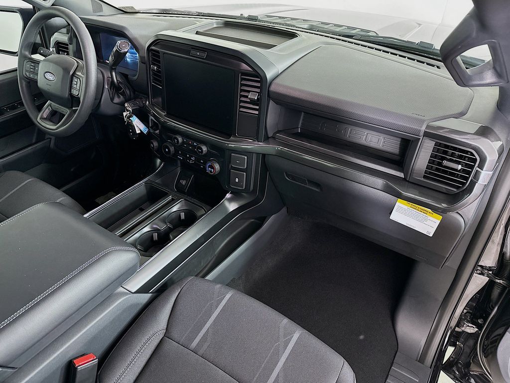 Thumbnail: 2026 Ford F-150 - 32