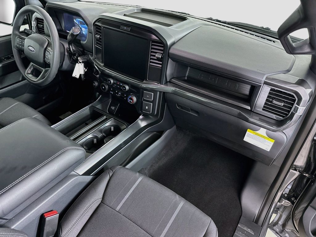 Thumbnail: 2026 Ford F-150 - 32