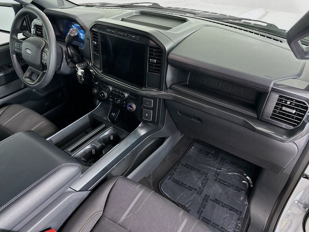Thumbnail: 2024 Ford F-150 - 33