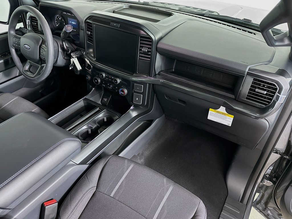 Thumbnail: 2026 Ford F-150 - 32