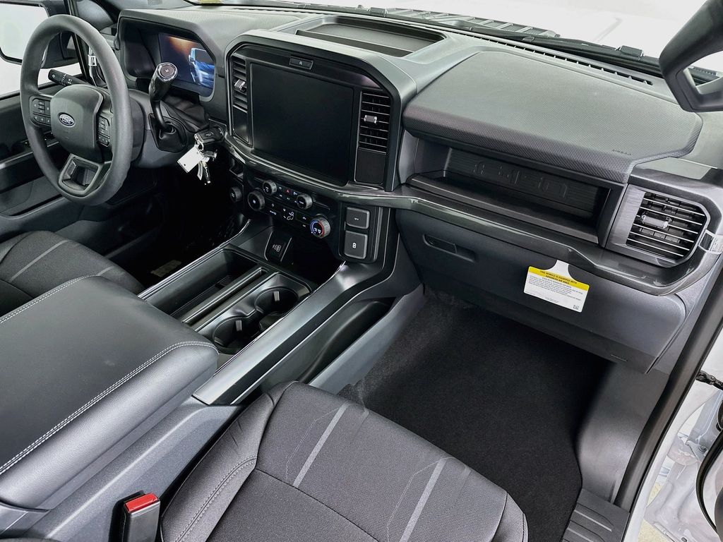 Thumbnail: 2026 Ford F-150 - 32