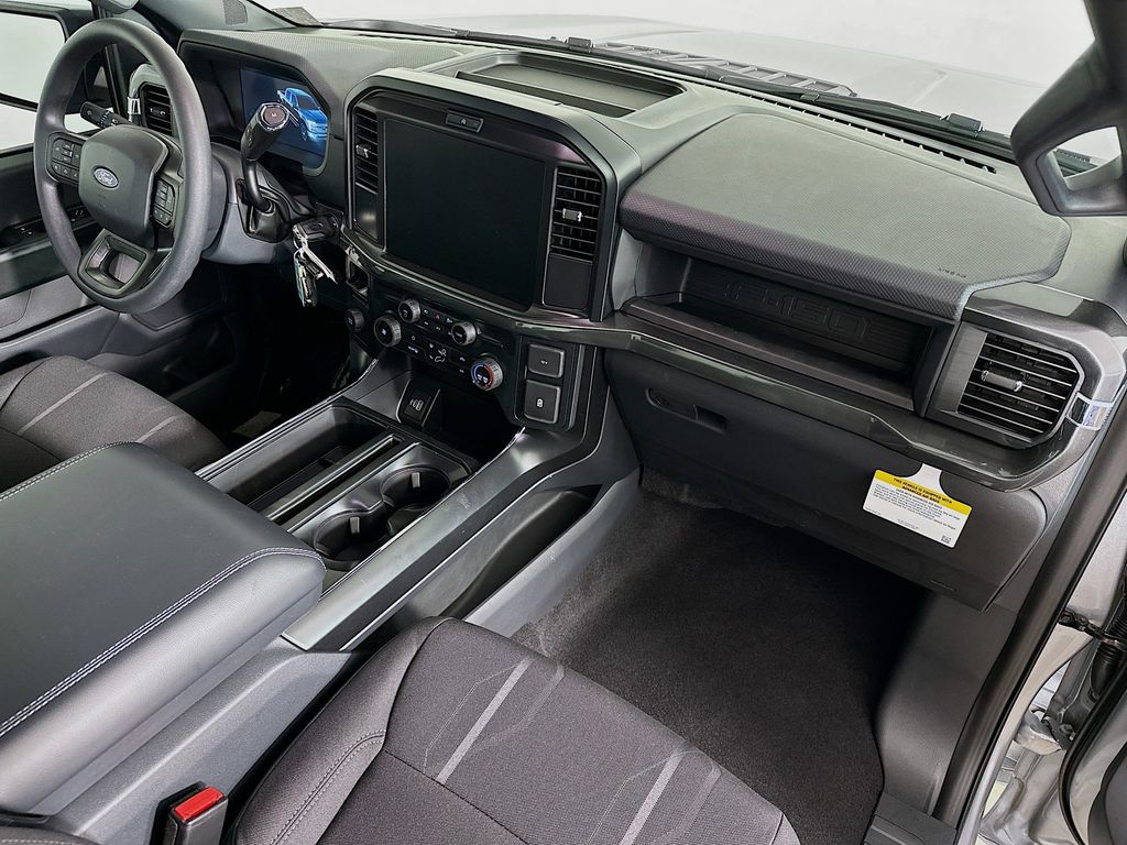 Thumbnail: 2026 Ford F-150 - 32