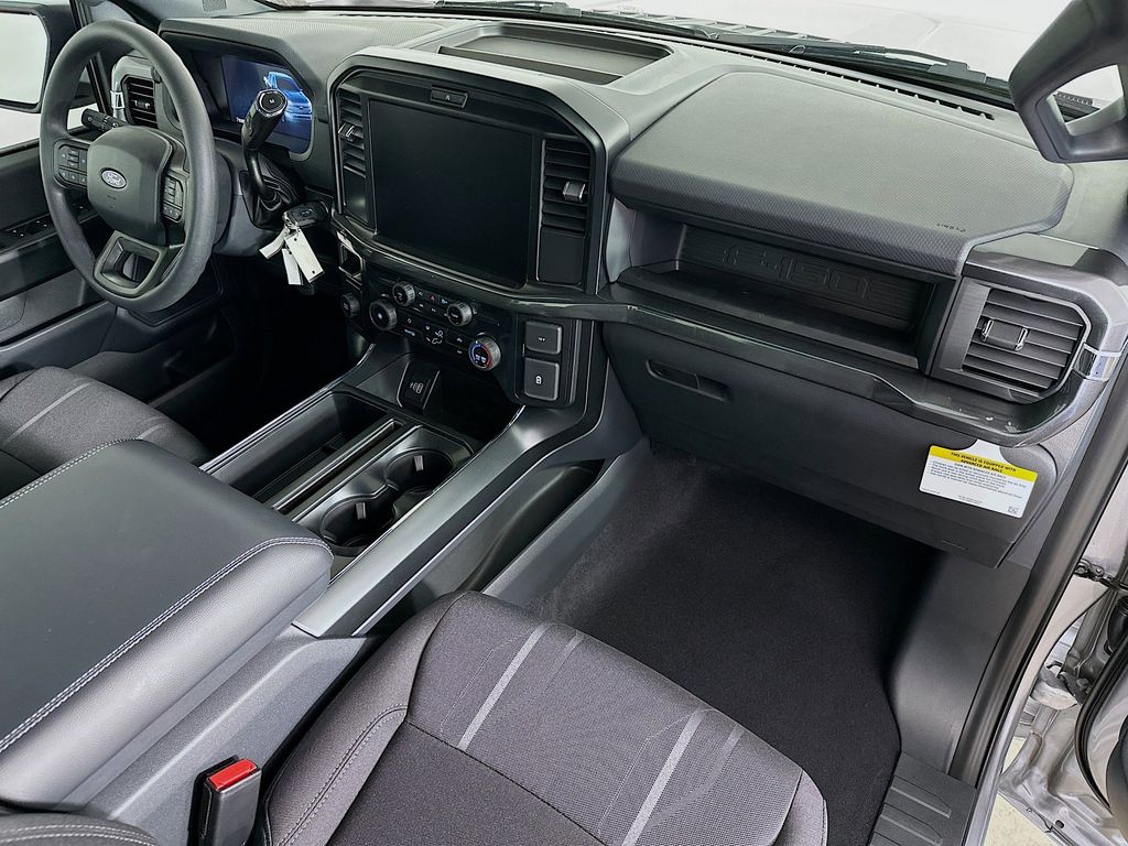 Thumbnail: 2026 Ford F-150 - 32