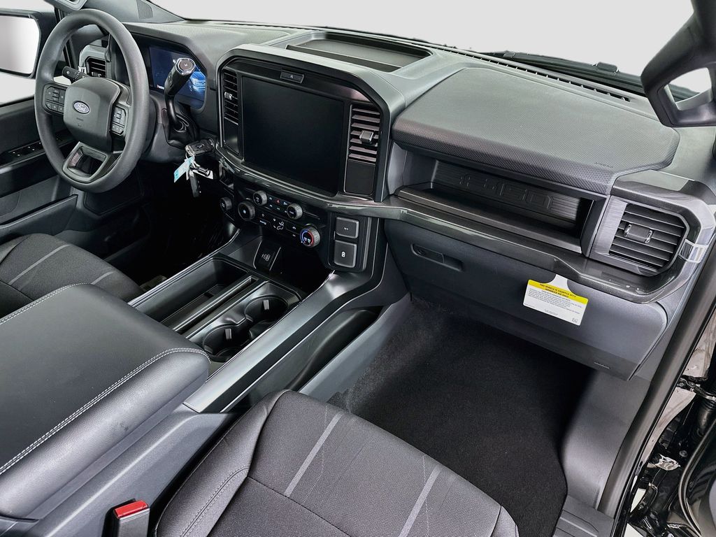 Thumbnail: 2026 Ford F-150 - 32