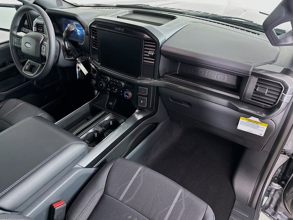 Thumbnail: 2026 Ford F-150 - 32