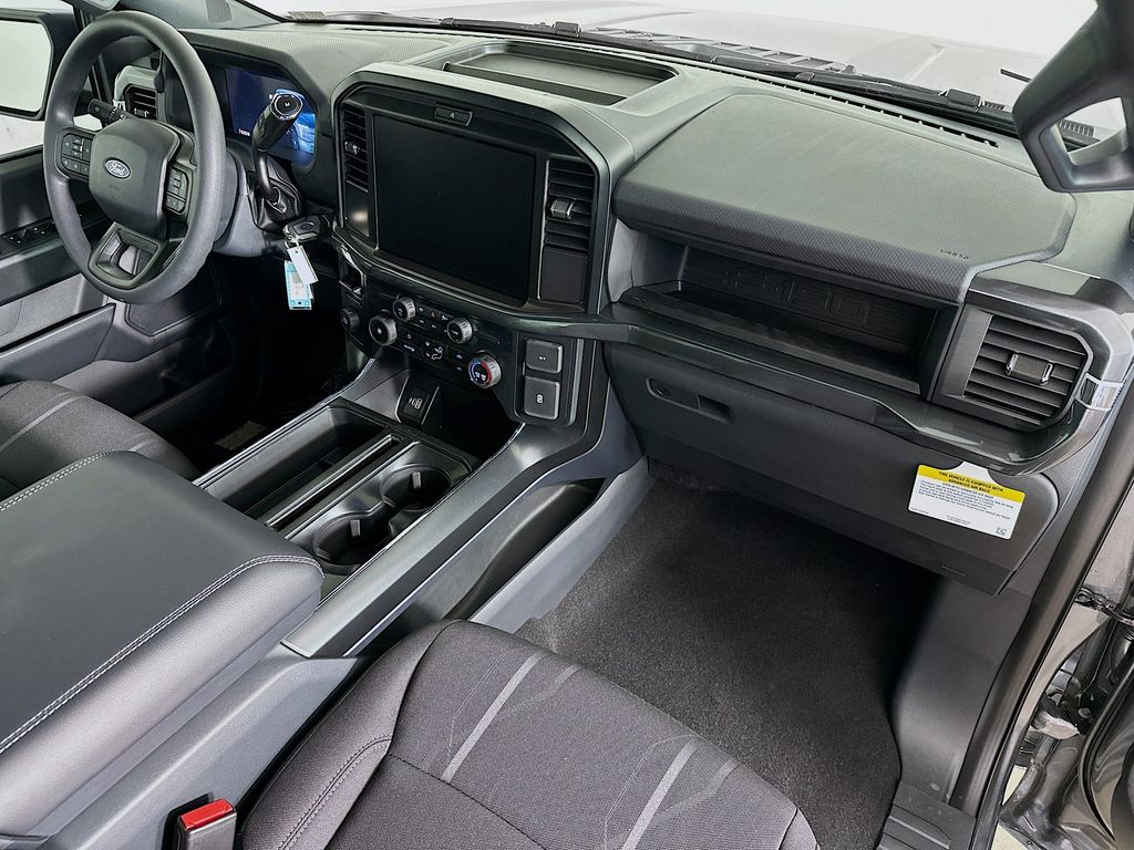 Thumbnail: 2026 Ford F-150 - 32
