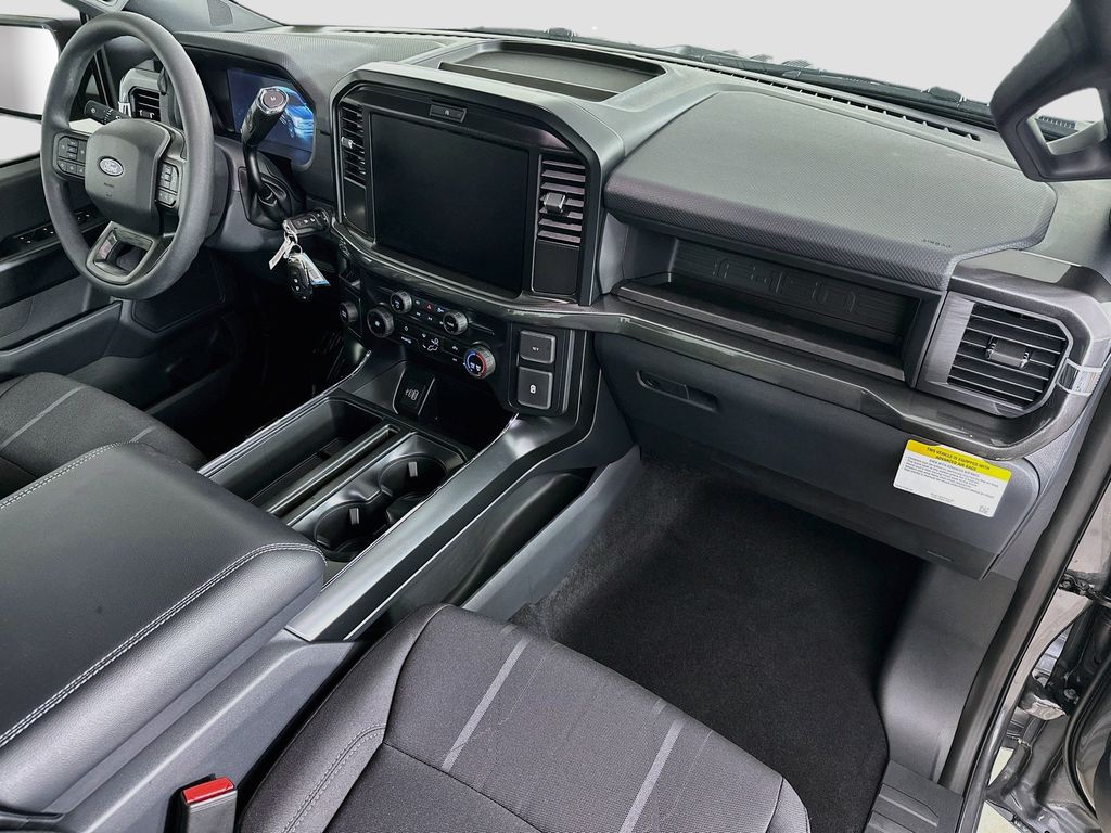 Thumbnail: 2026 Ford F-150 - 32