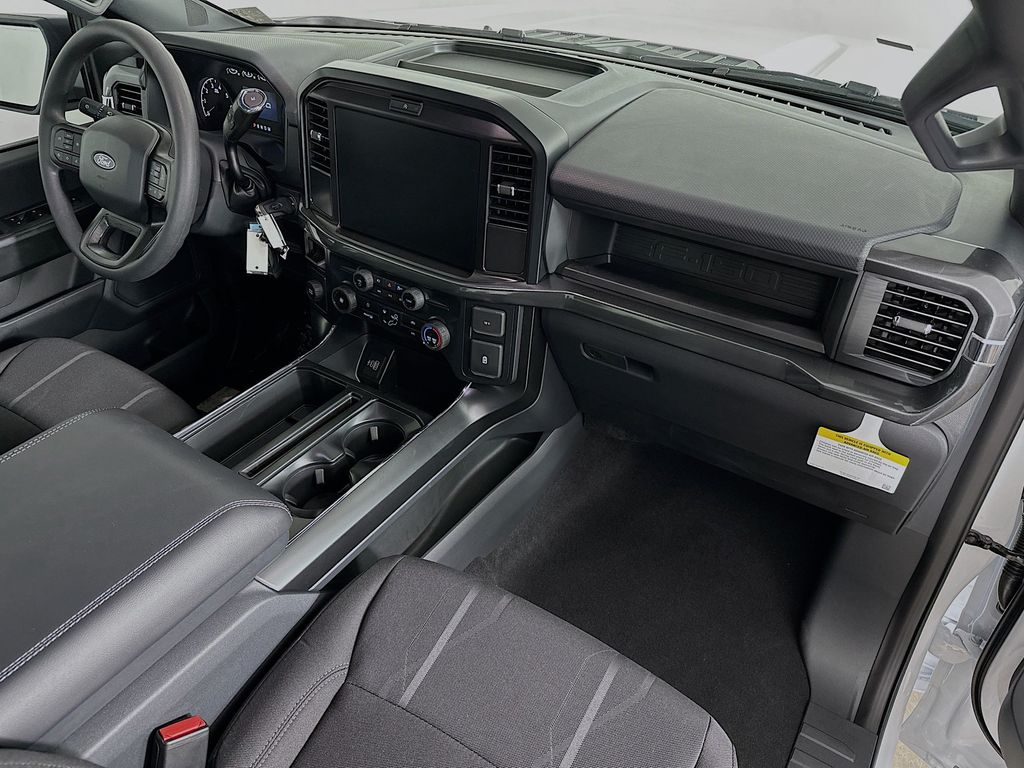 Thumbnail: 2026 Ford F-150 - 32