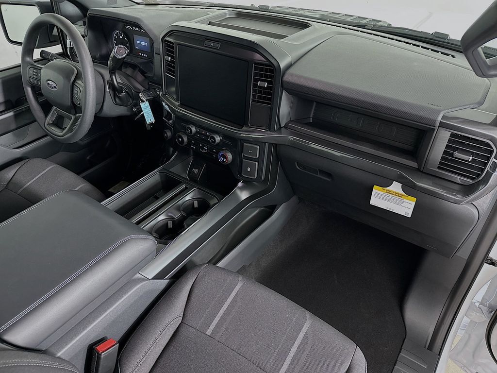Thumbnail: 2026 Ford F-150 - 32