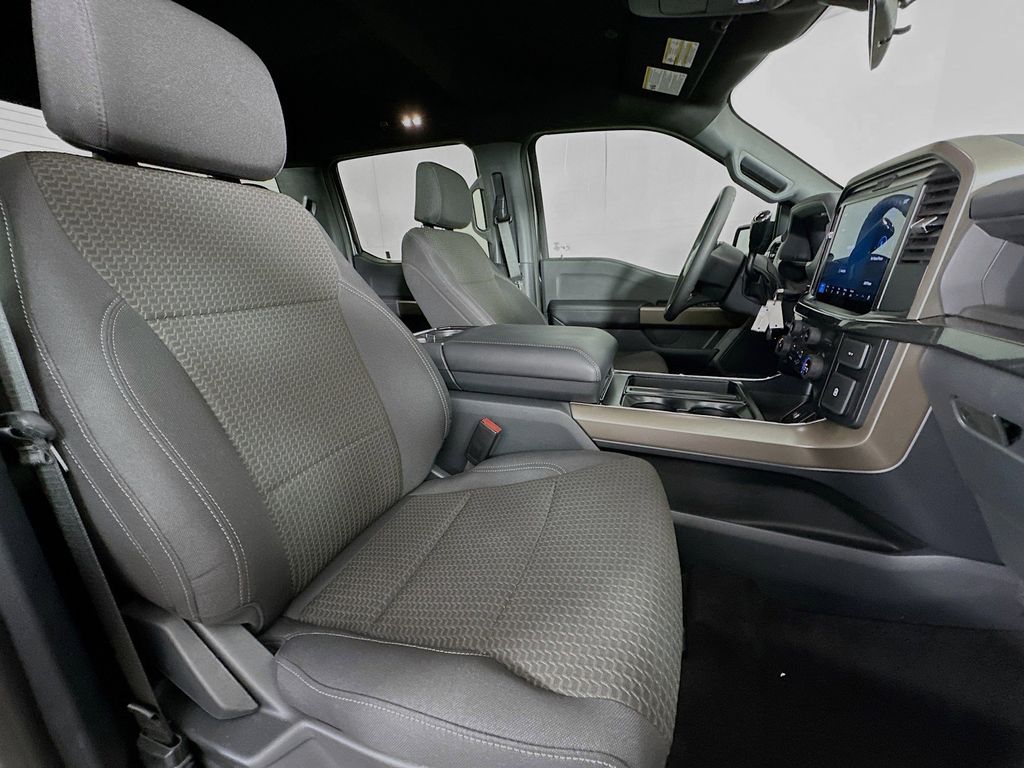 Thumbnail: 2025 Ford F-150 - 10