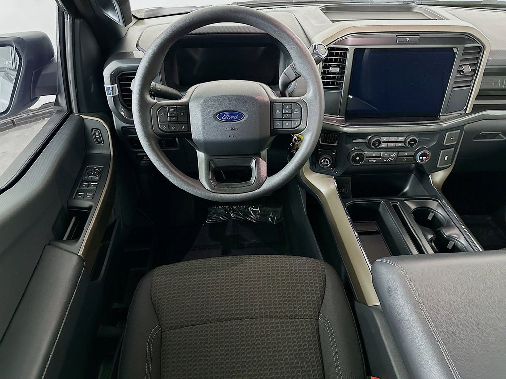 Thumbnail: 2025 Ford F-150 - 9