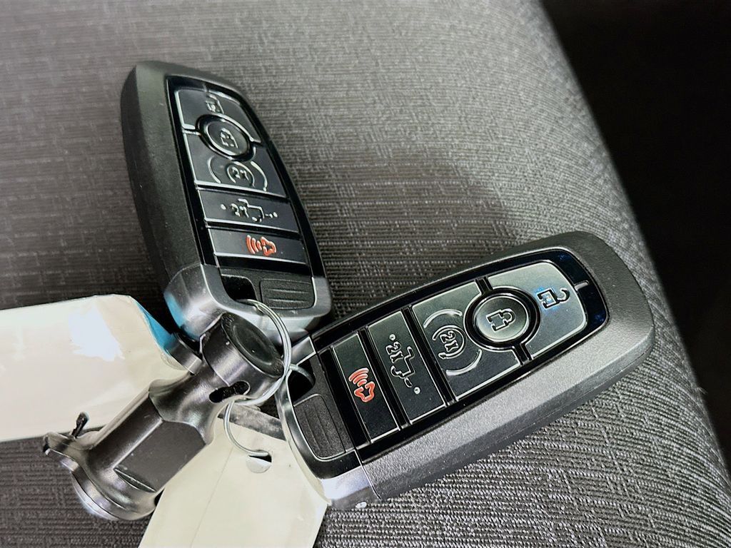 Thumbnail: 2025 Ford F-150 - 19