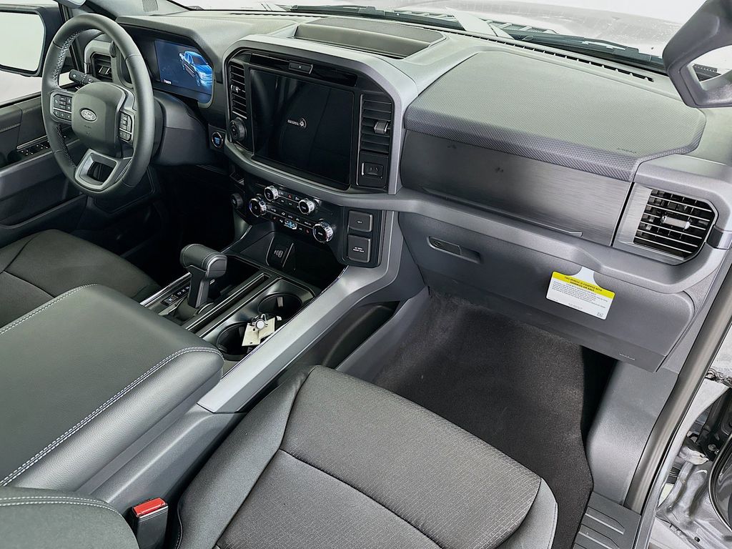 Thumbnail: 2025 Ford F-150 - 33