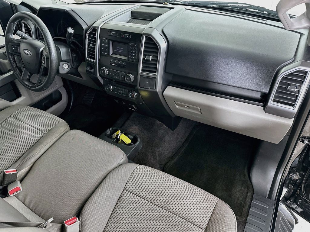 Thumbnail: 2016 Ford F-150 - 31