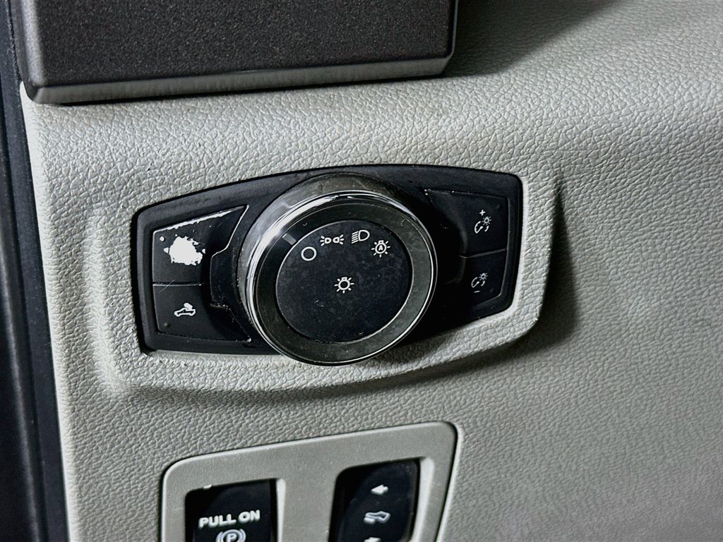 Thumbnail: 2016 Ford F-150 - 26