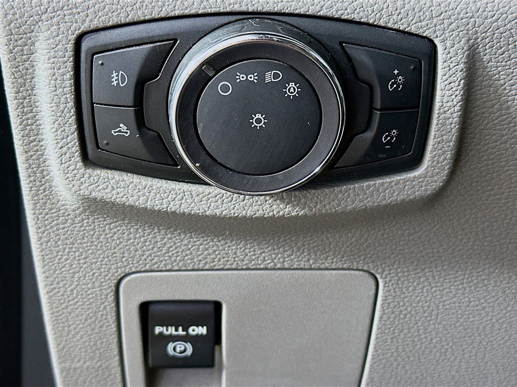 Thumbnail: 2016 Ford F-150 - 27