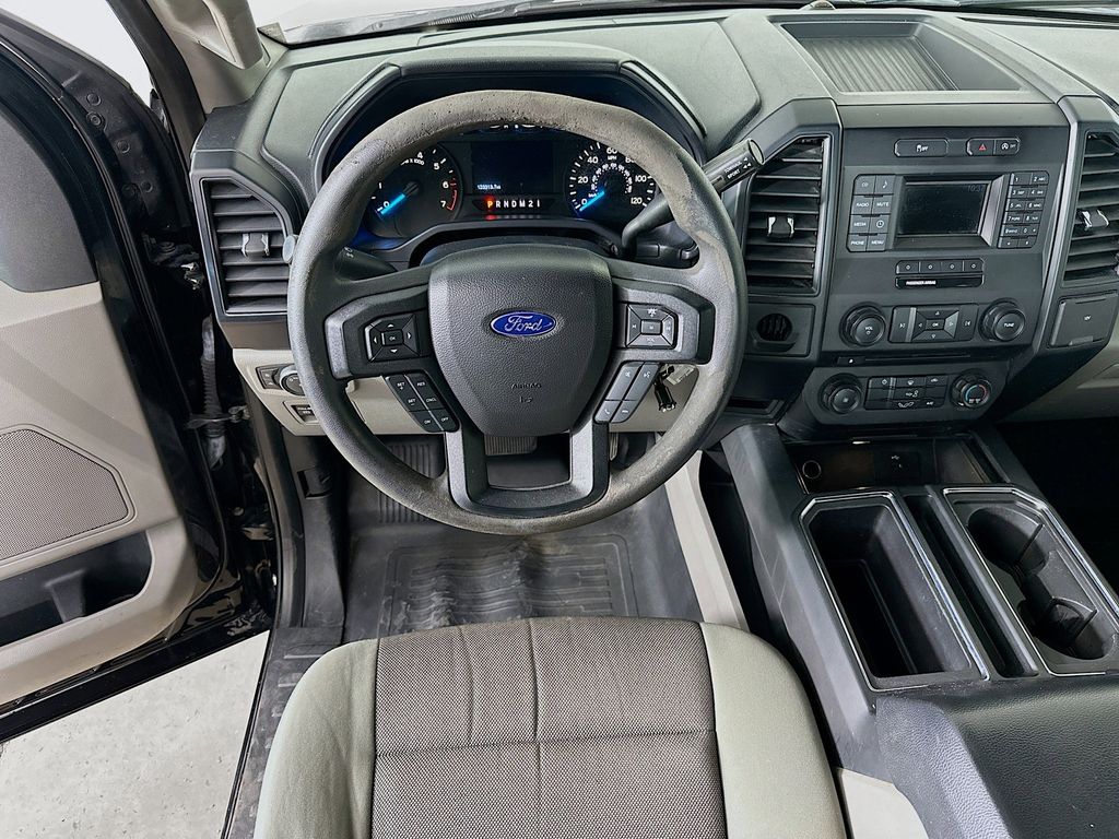 Thumbnail: 2016 Ford F-150 - 9