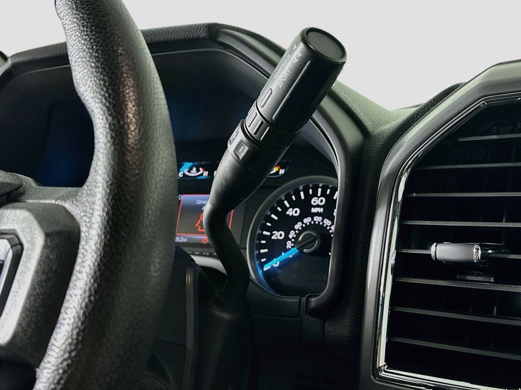 Thumbnail: 2015 Ford F-150 - 23