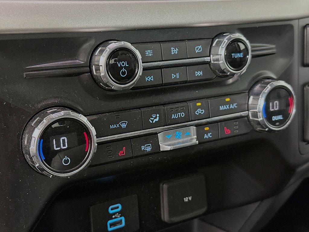 Thumbnail: 2021 Ford F-150 - 21