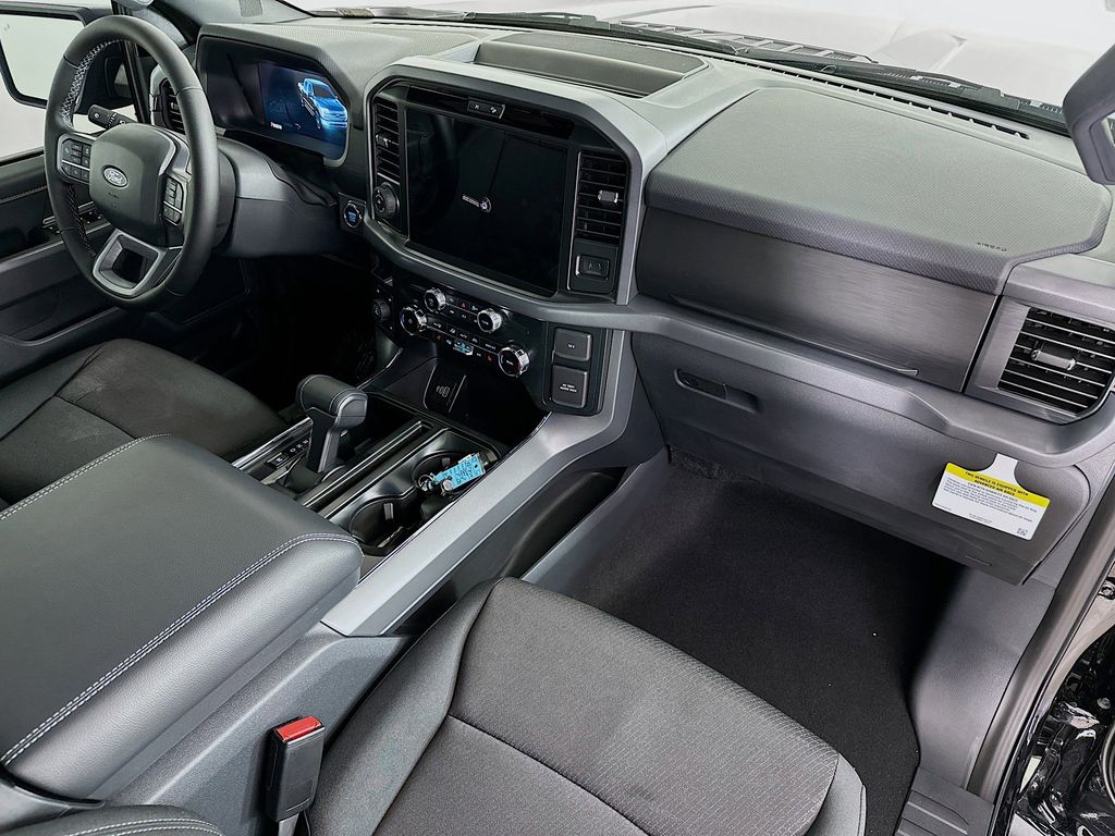 Thumbnail: 2025 Ford F-150 - 32