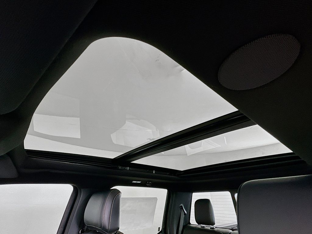 Thumbnail: 2025 Ford F-150 - 33