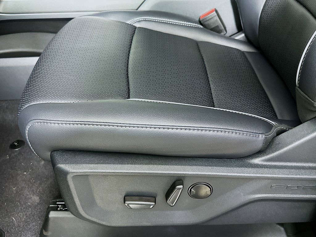 Thumbnail: 2025 Ford F-150 - 32