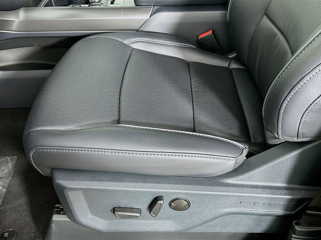 Thumbnail: 2025 Ford F-150 - 31