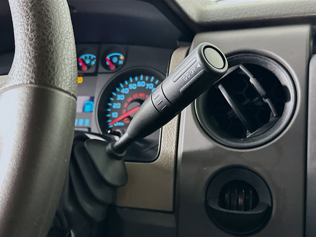 Thumbnail: 2010 Ford F-150 - 21