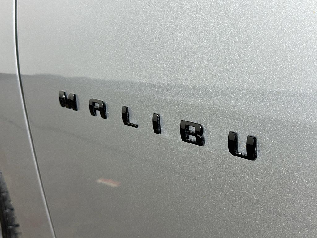 Thumbnail: 2024 Chevrolet Malibu - 7
