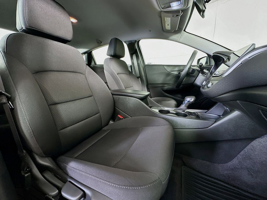 Thumbnail: 2024 Chevrolet Malibu - 11