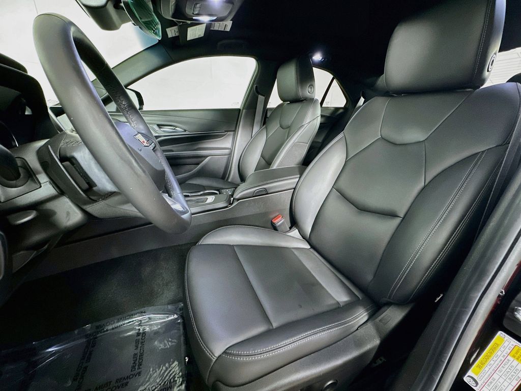 Thumbnail: 2023 Cadillac CT4 - 11