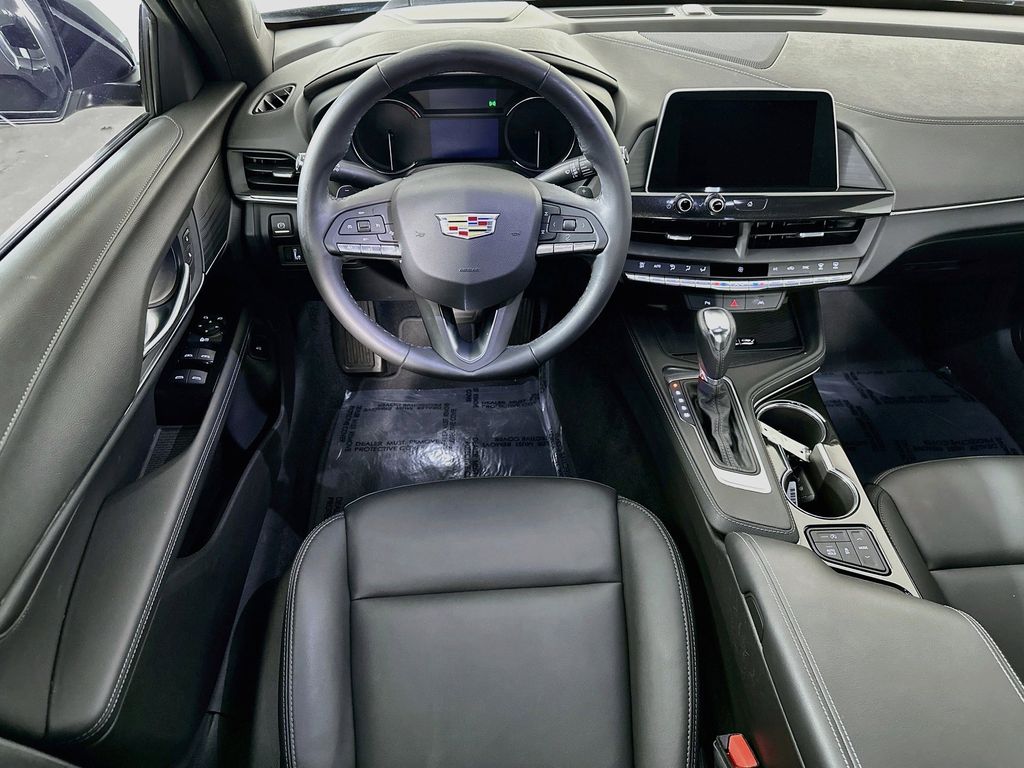 Thumbnail: 2023 Cadillac CT4 - 10
