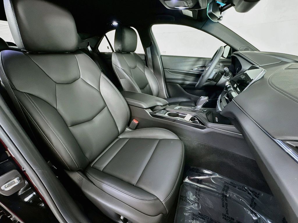 Thumbnail: 2023 Cadillac CT4 - 12