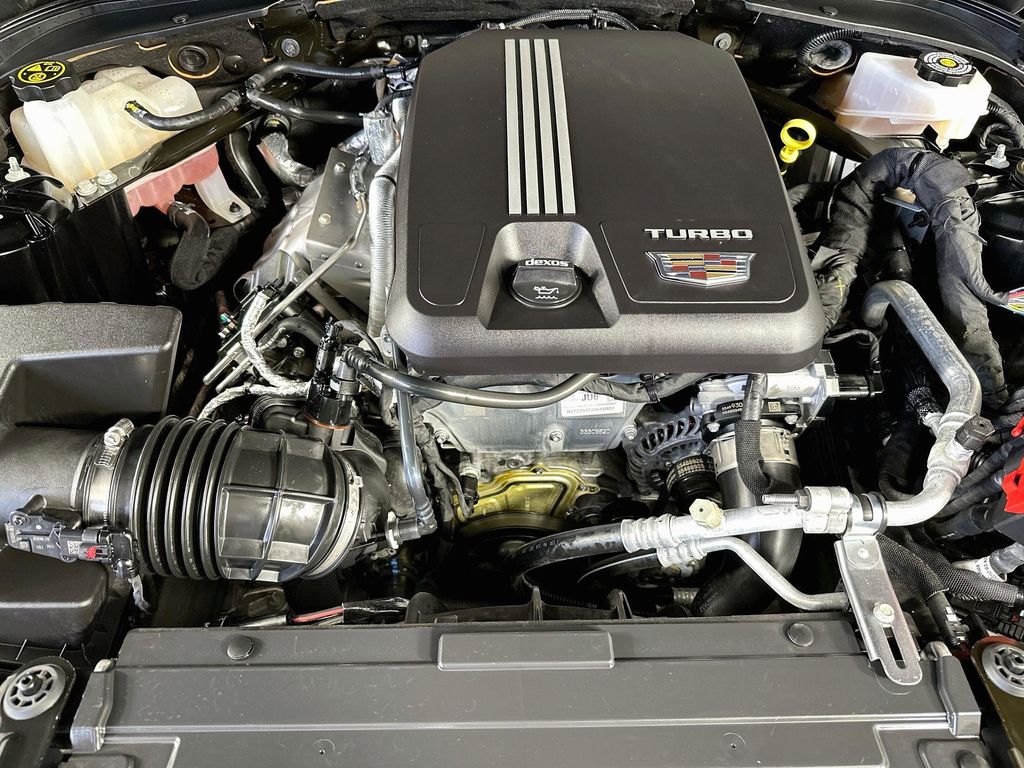 Thumbnail: 2023 Cadillac CT4 - 9